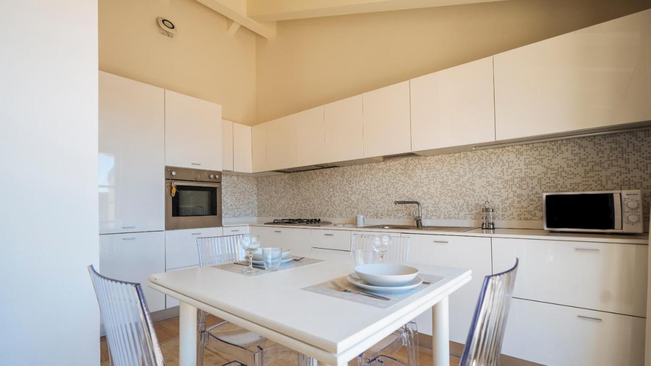 Dei Mille 31 B Apartment อัลเบงกา ภายนอก รูปภาพ